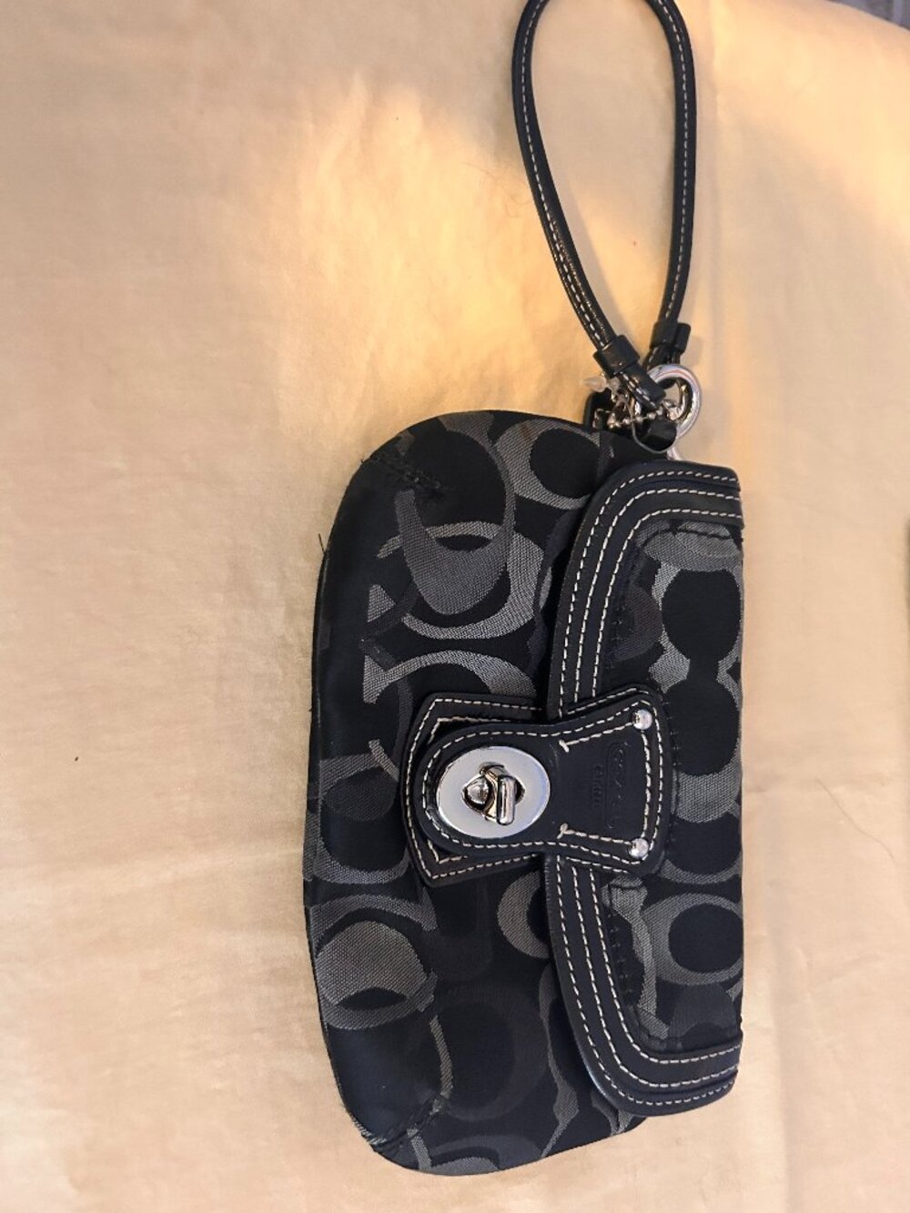 Coach Black & Gray Signature Canvas Turn lock Wristlet